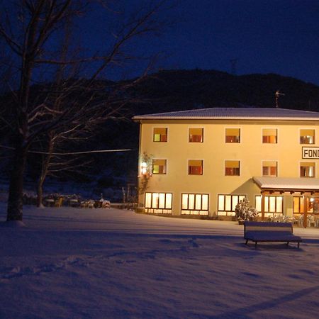 Fonda Farre Hotel Baro  Bagian luar foto